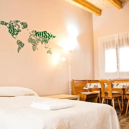 Apartamentos Turisticos Las Carballedas