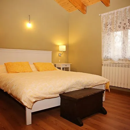 Turisticos Carballedas * Rabanal del Camino